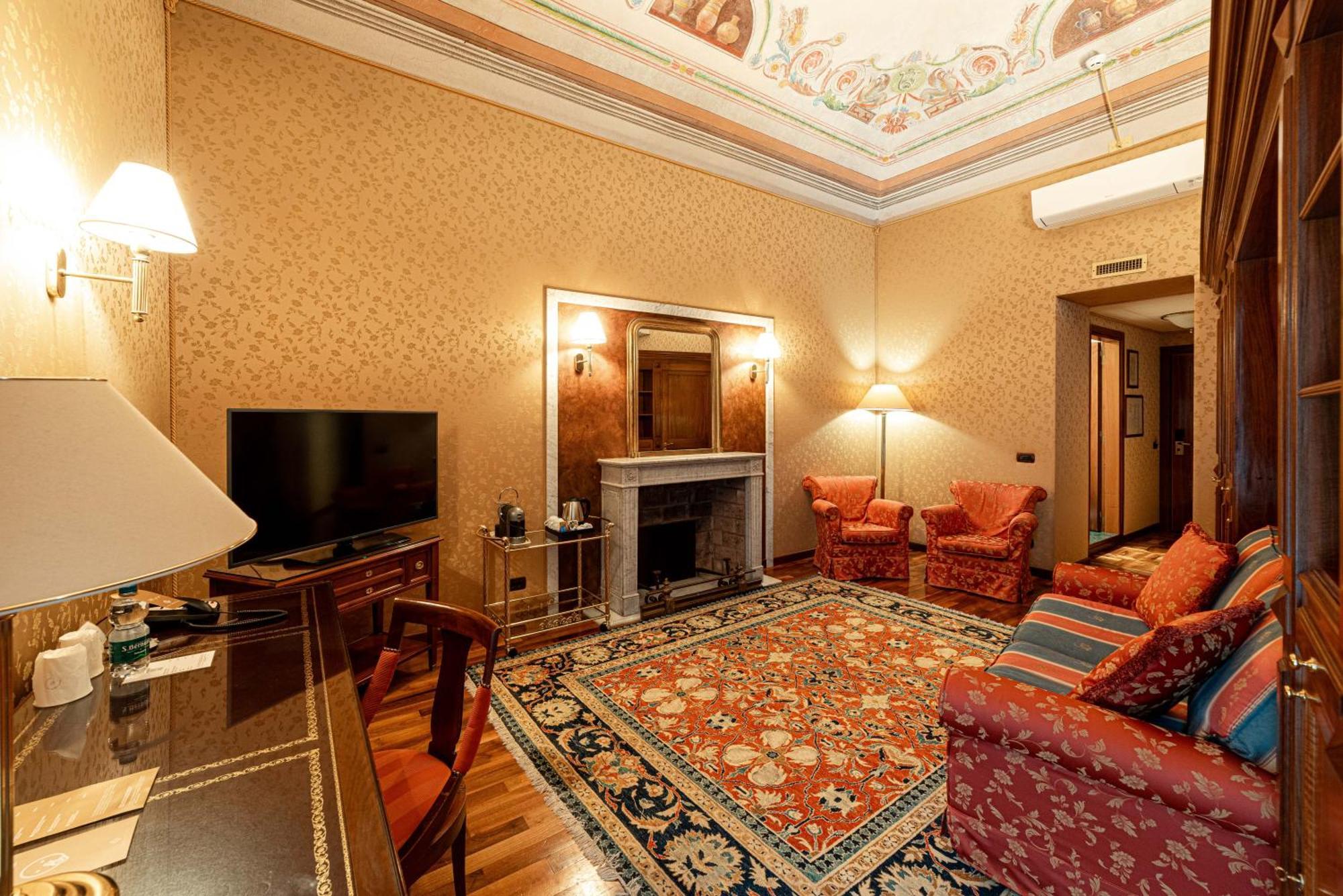 Phi Hotel Principe Cuneo Dış mekan fotoğraf